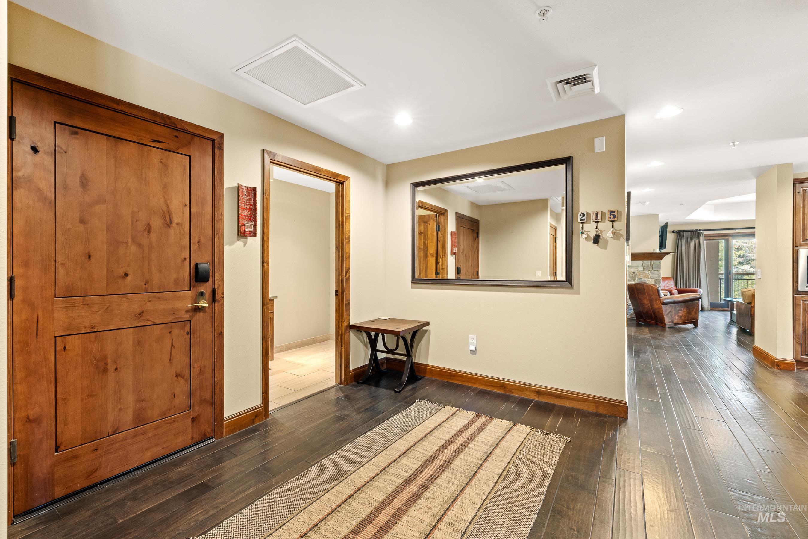 616 North 3rd Street, Unit 215 McCall, ID 83638 - Photo 17 of 36