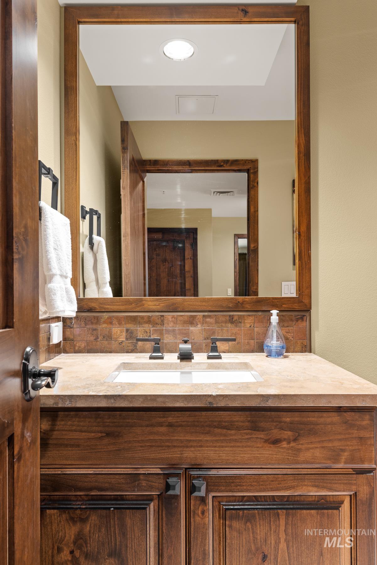 616 North 3rd Street, Unit 215 McCall, ID 83638 - Photo 25 of 36