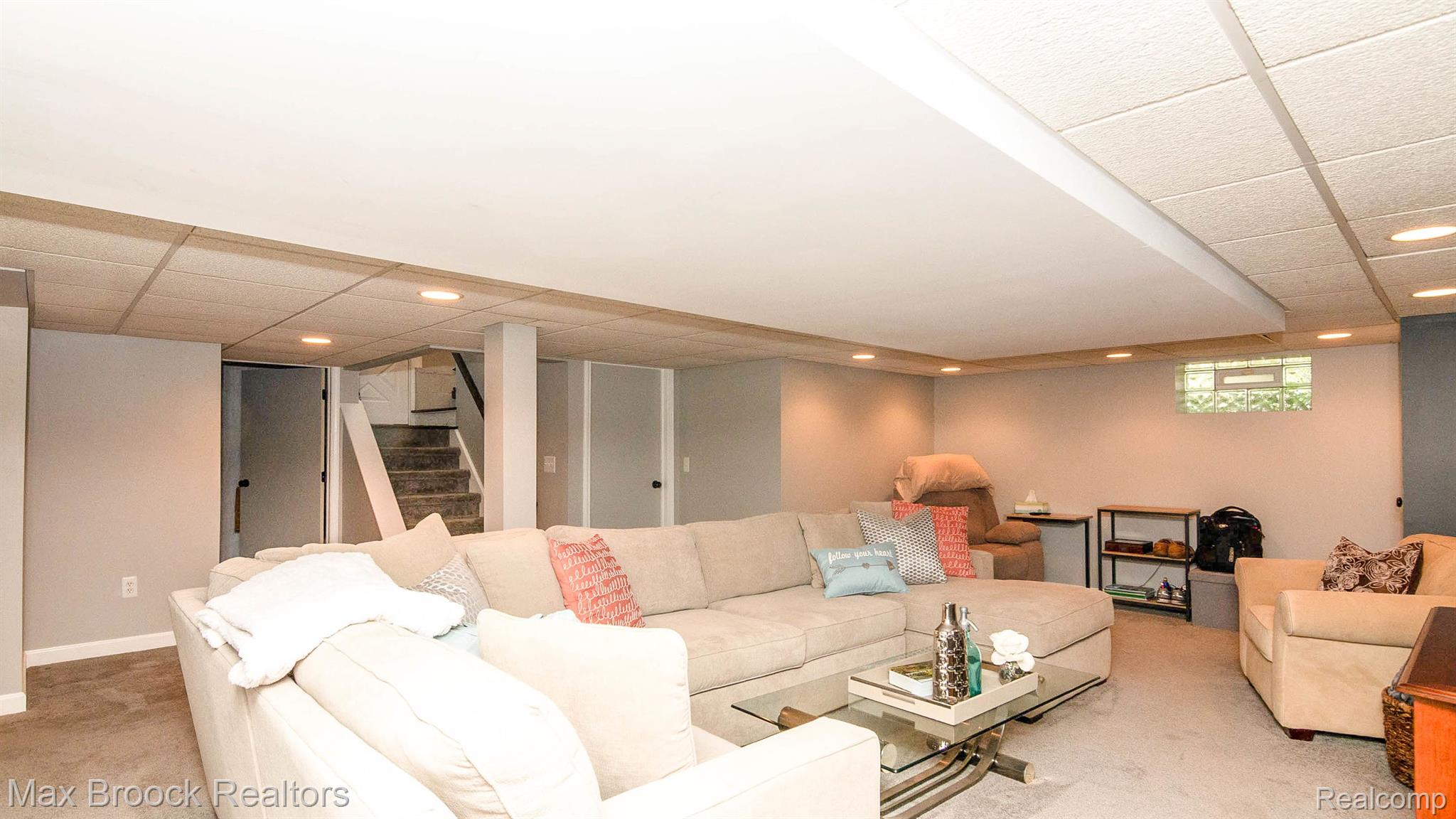 121 Woodside Road Royal Oak, MI 48073 - Photo 31 of 49 Gallery Image 31