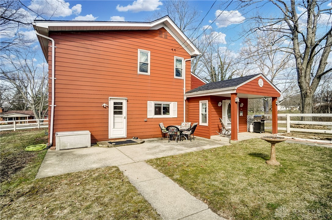 8432 Bunnell Hill Road Springboro, OH 45066 - Photo 8 of 45 Gallery Image 8
