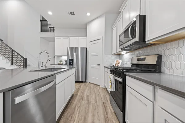 $369,990 | 1610 Happy Valley Street, Montgomery, TX 77316