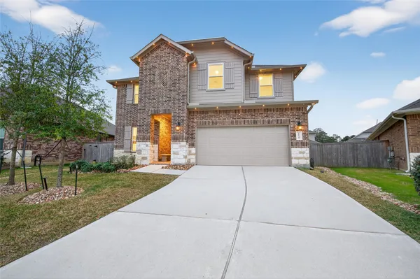 $369,990 | 1610 Happy Valley Street, Montgomery, TX 77316