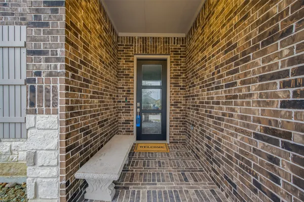 $369,990 | 1610 Happy Valley Street, Montgomery, TX 77316