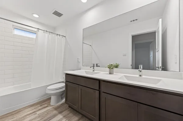 $369,990 | 1610 Happy Valley Street, Montgomery, TX 77316