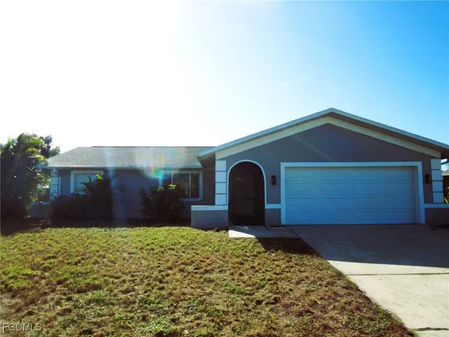 $325,000 | 2122 Southeast 5th Terrace, Cape Coral, FL 33990