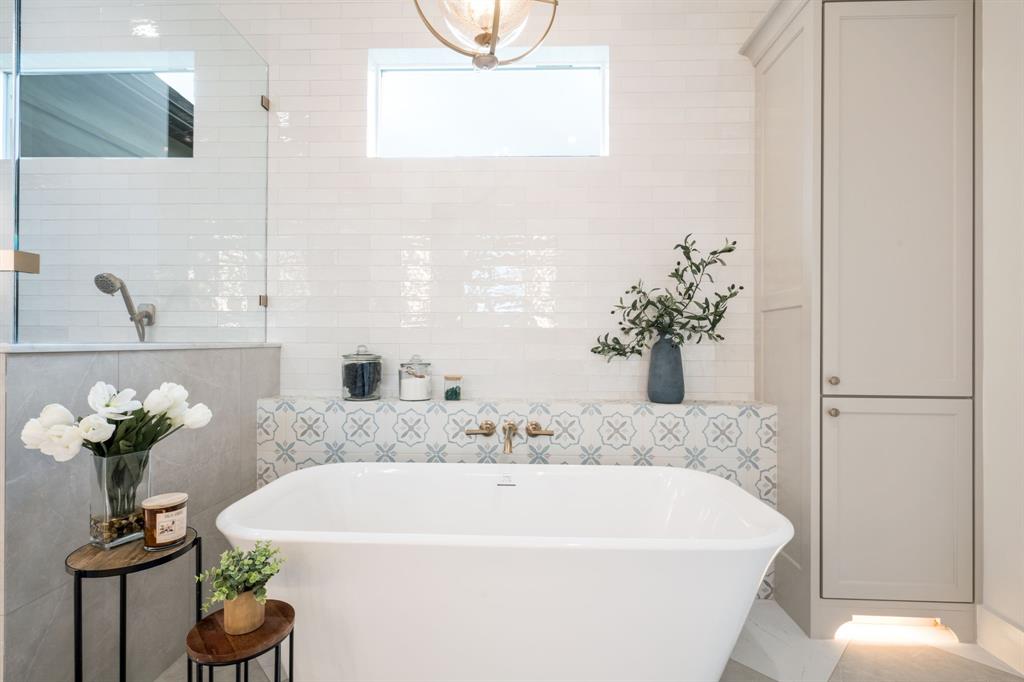 3304 Ferguson Road Grapevine, TX 76092 - Photo 26 of 38 Freestanding soaking tub with a patterned tile surround