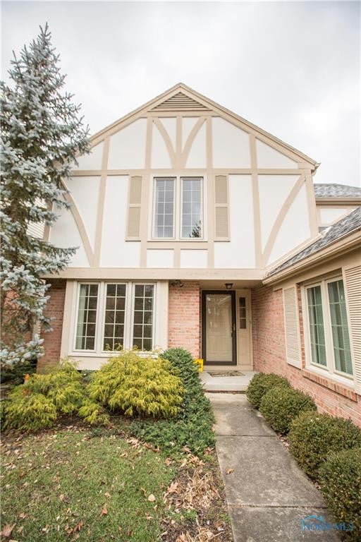 29293 Bates Road Perrysburg, OH 43551 - Photo 2 of 26 Gallery Image 2