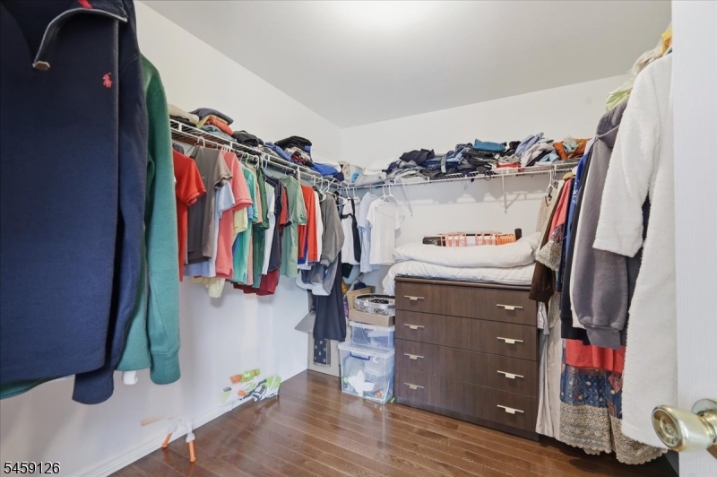 18 Puddingstone Road Morris Plains, NJ 07950 - Photo 27 of 43 Gallery Image 27