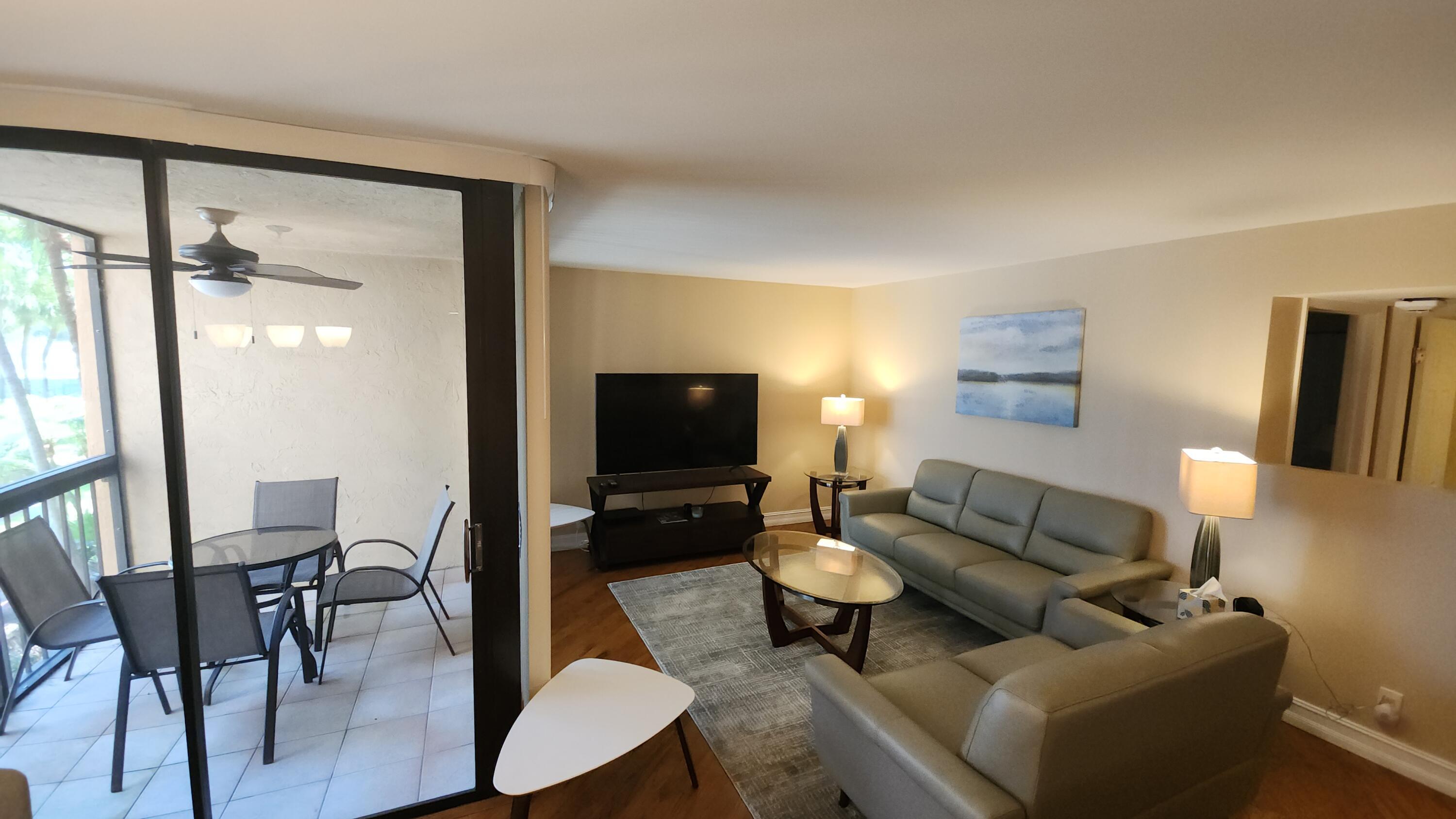 955 Dotterel Road, Unit 2205 Delray Beach, FL 33444 - Photo 4 of 32 living room