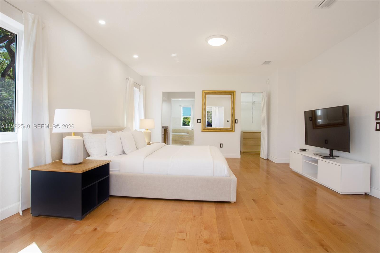 100 Southwest 26th Road Miami, FL 33129 - Photo 25 of 80