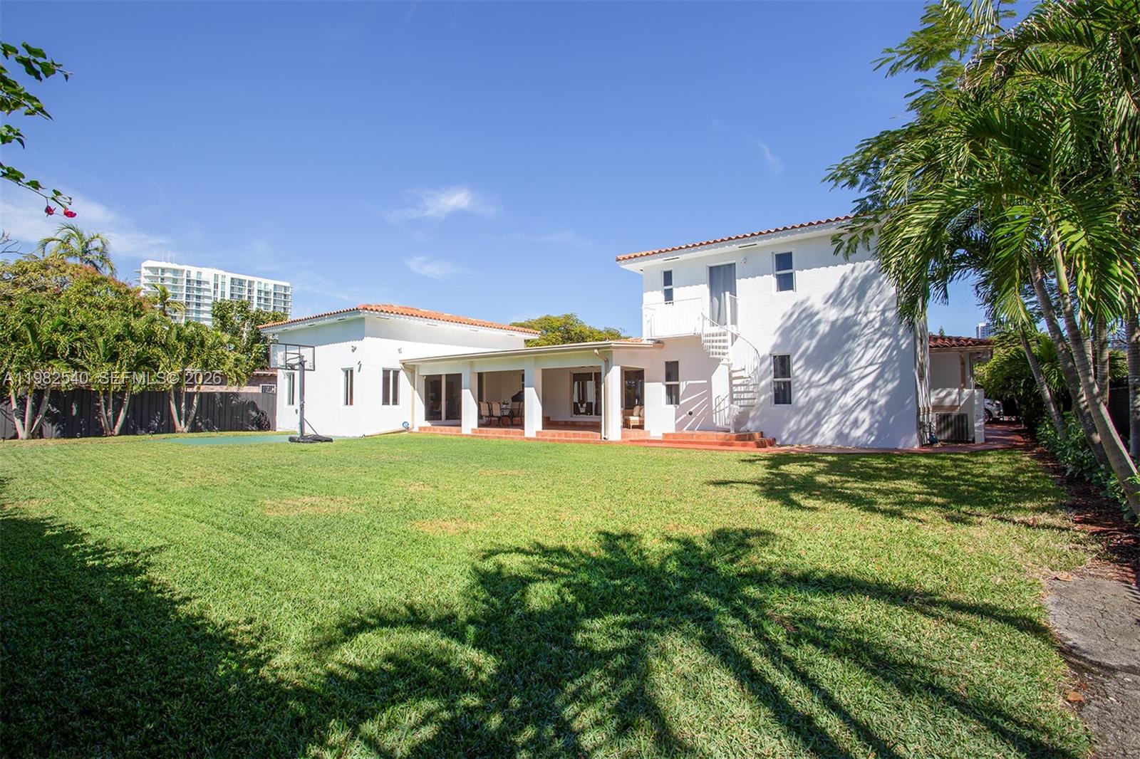 100 Southwest 26th Road Miami, FL 33129 - Photo 38 of 80
