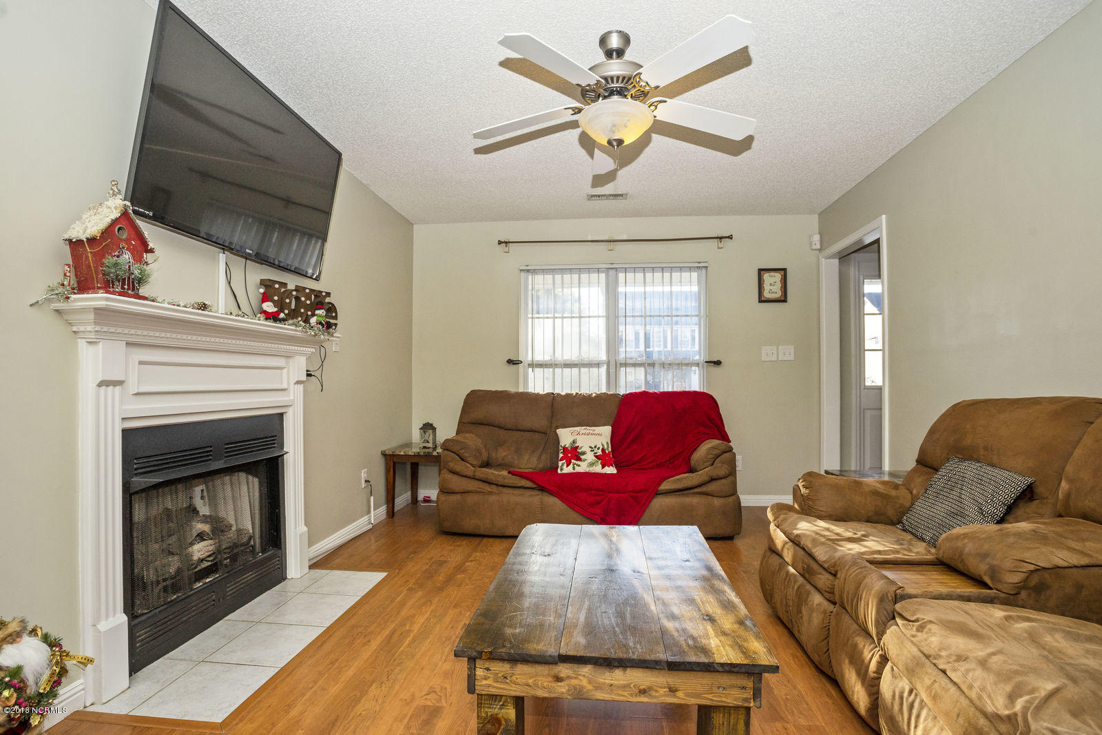 102 Coral Ridge Road Richlands, NC 28574 - Photo 8 of 18 102_coral_ridge_rd._11dec2018_jwb_00985