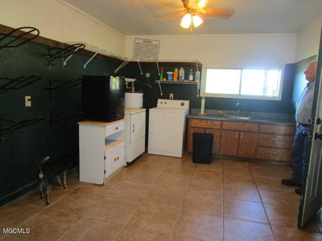 25001 State Line Road Lucedale, MS 39452 - Photo 23 of 49 State Line 10-23 035