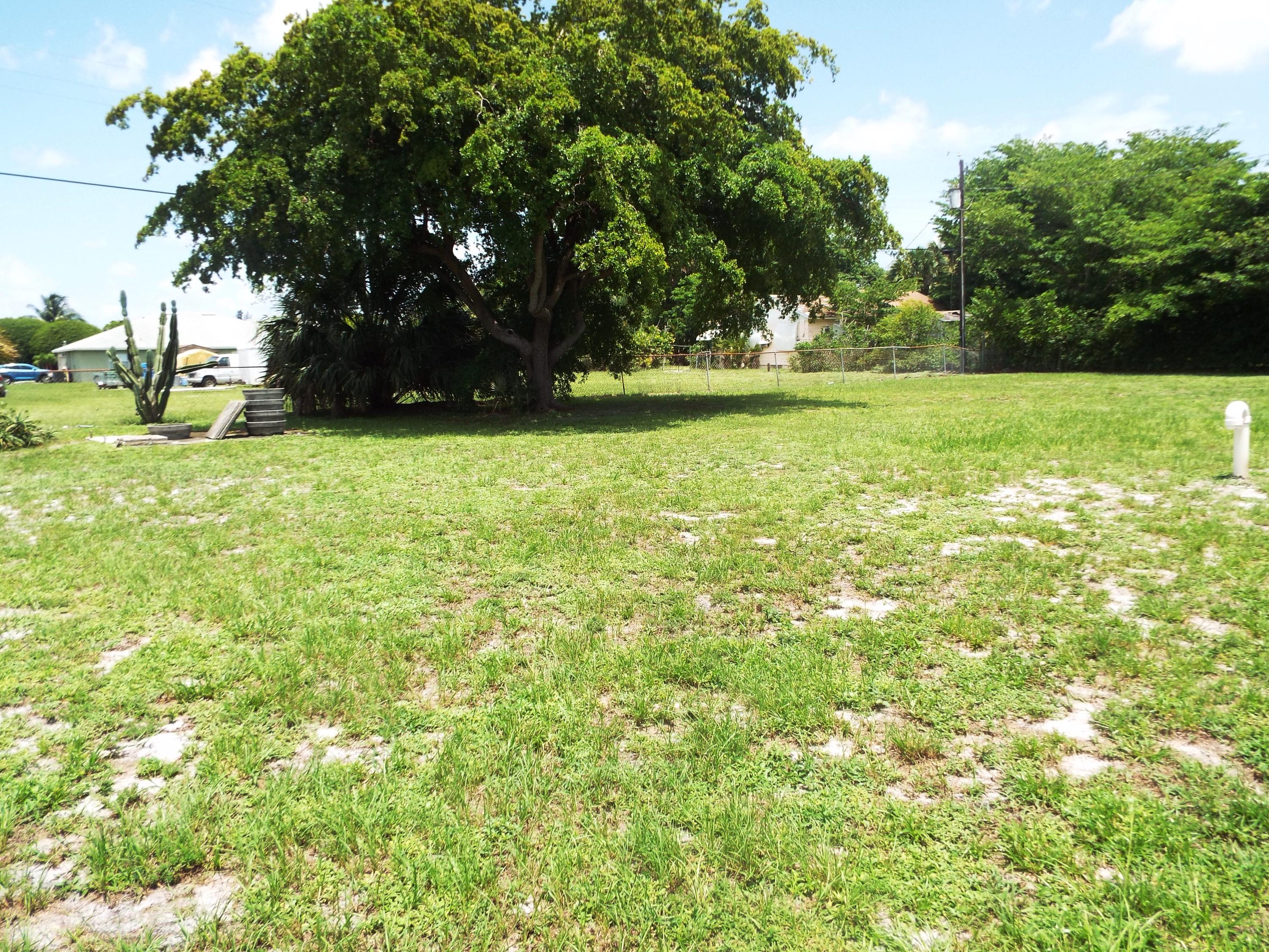 2111 Prairie Road Palm Springs, FL 33406 - Photo 5 of 10 DSCF4662