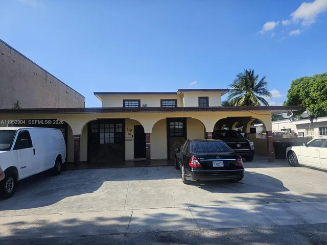 $1,300,000 | 19 East 45th Street, Hialeah, FL 33012
