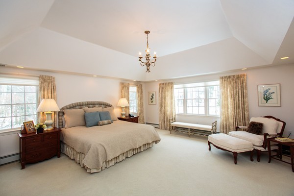 10 Nobscot Road Weston, MA 02493 - Photo 13 of 23 Gallery Image 13