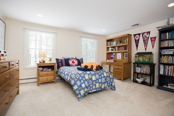 10 Nobscot Road Weston, MA 02493 - Photo 18 of 23 Gallery Image 18
