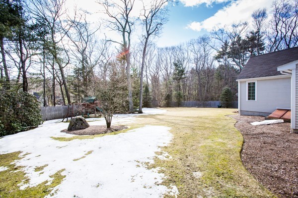 10 Nobscot Road Weston, MA 02493 - Photo 22 of 23 Gallery Image 22