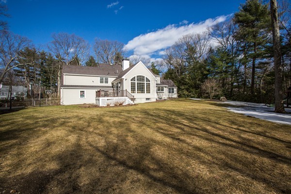10 Nobscot Road Weston, MA 02493 - Photo 23 of 23 Gallery Image 23