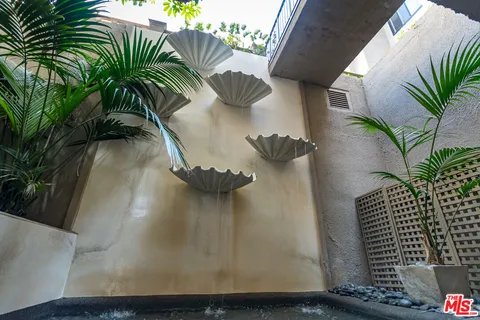 a view of building with an outdoor space