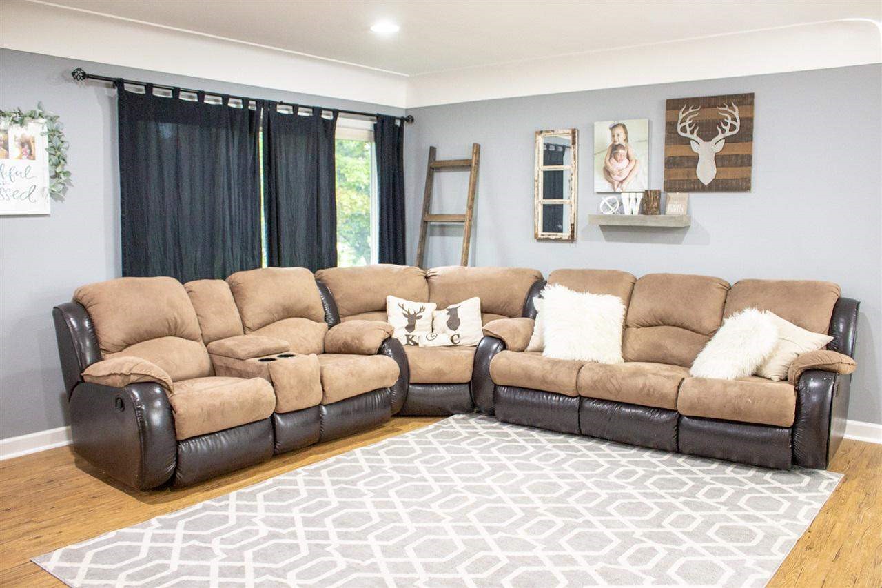 3341 South Irish Road Davison, MI 48423 - Photo 9 of 42 21507383-8.JPG