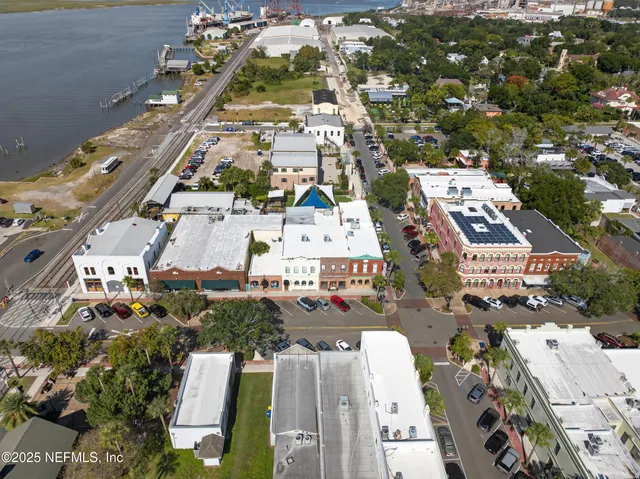 $474,900 | 323 North 8th Street, Fernandina Beach, FL 32034