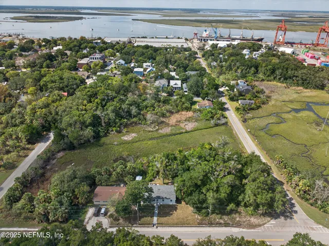 $474,900 | 323 North 8th Street, Fernandina Beach, FL 32034
