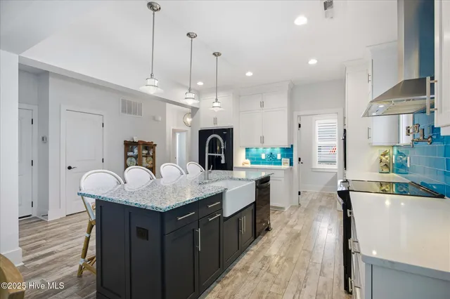 $1,200,000 | 114 Heather Lane, Kure Beach, NC 28449