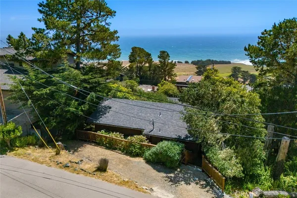 $1,050,000 | 1799 St Thomas Avenue, Cambria, CA 93428