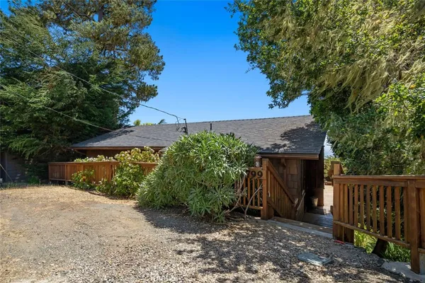 $1,050,000 | 1799 St Thomas Avenue, Cambria, CA 93428