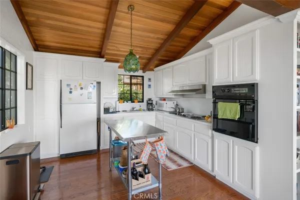 $1,050,000 | 1799 St Thomas Avenue, Cambria, CA 93428