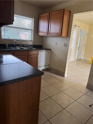 $1,750 | 2215 19th Avenue Southwest, Vero Beach, FL 32962