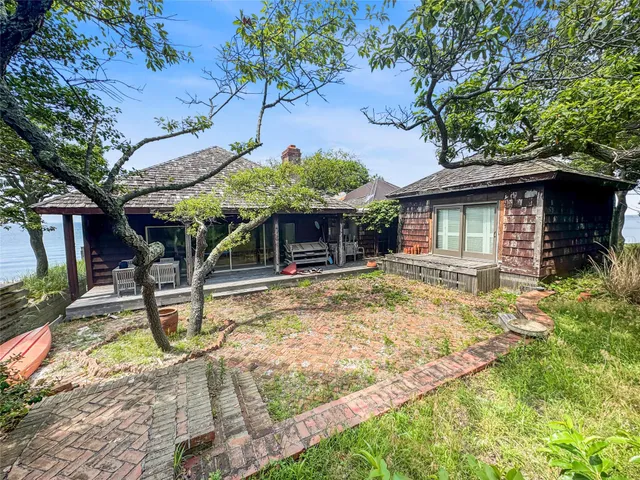 $1,100,000 | 466 Great South Bay Walk, Ocean Beach, NY 11770