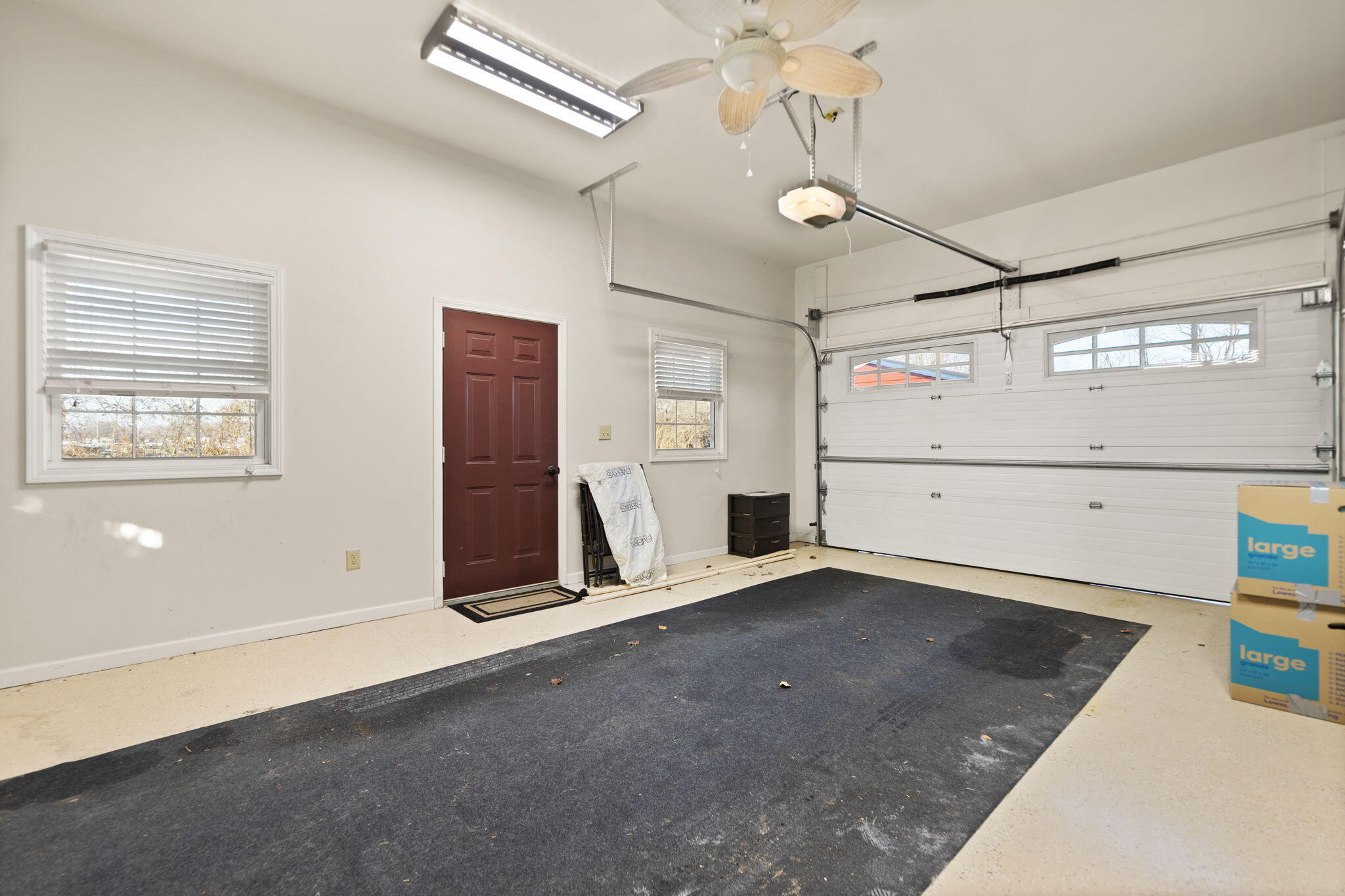 409 Kiddville Road Winchester, KY 40391 - Photo 24 of 40 Attached Garage
