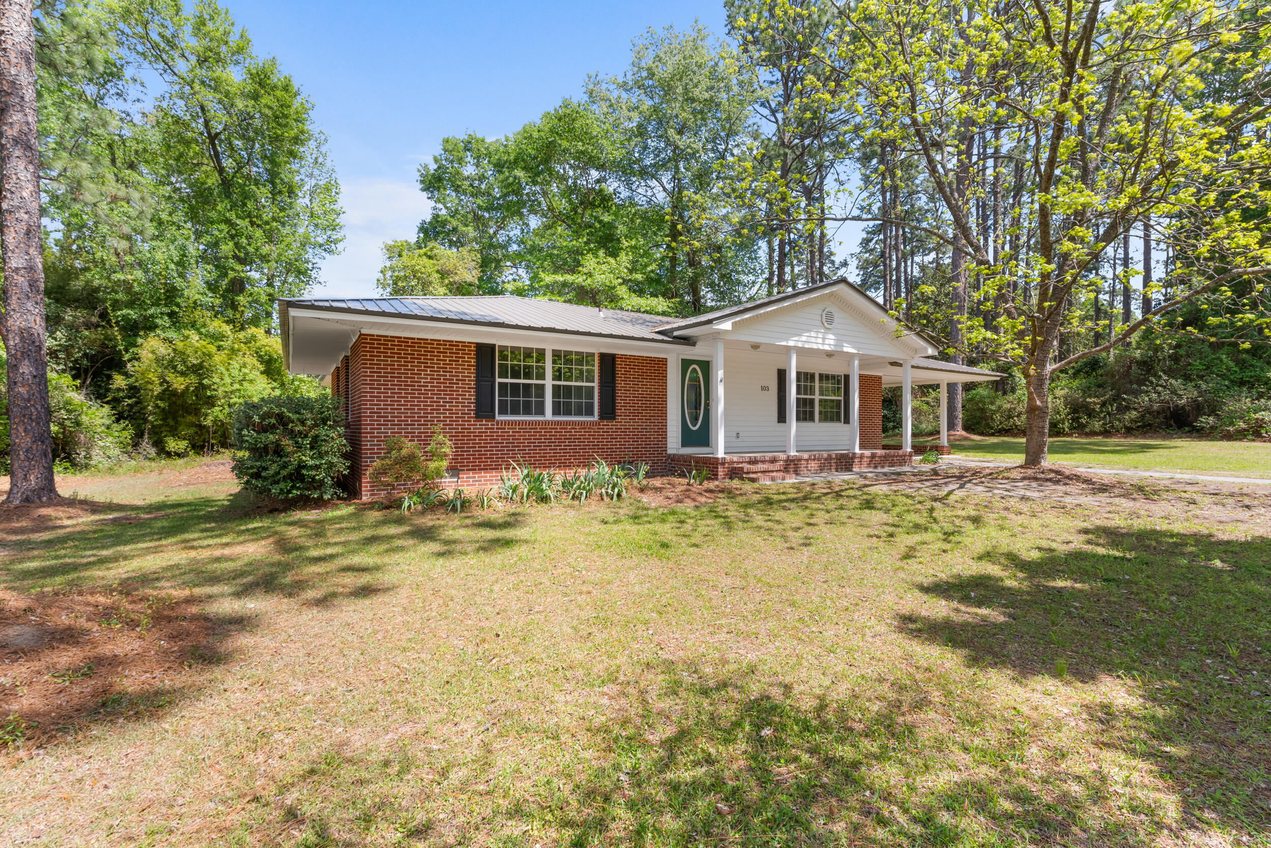 103 Forest Road Sylvania, GA 30467 - Photo 3 of 24 3_dsc01860