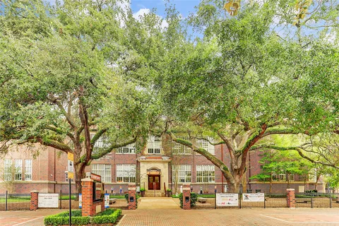 $1,950,000 | 4116 Swarthmore Street, West University Place, TX 77005