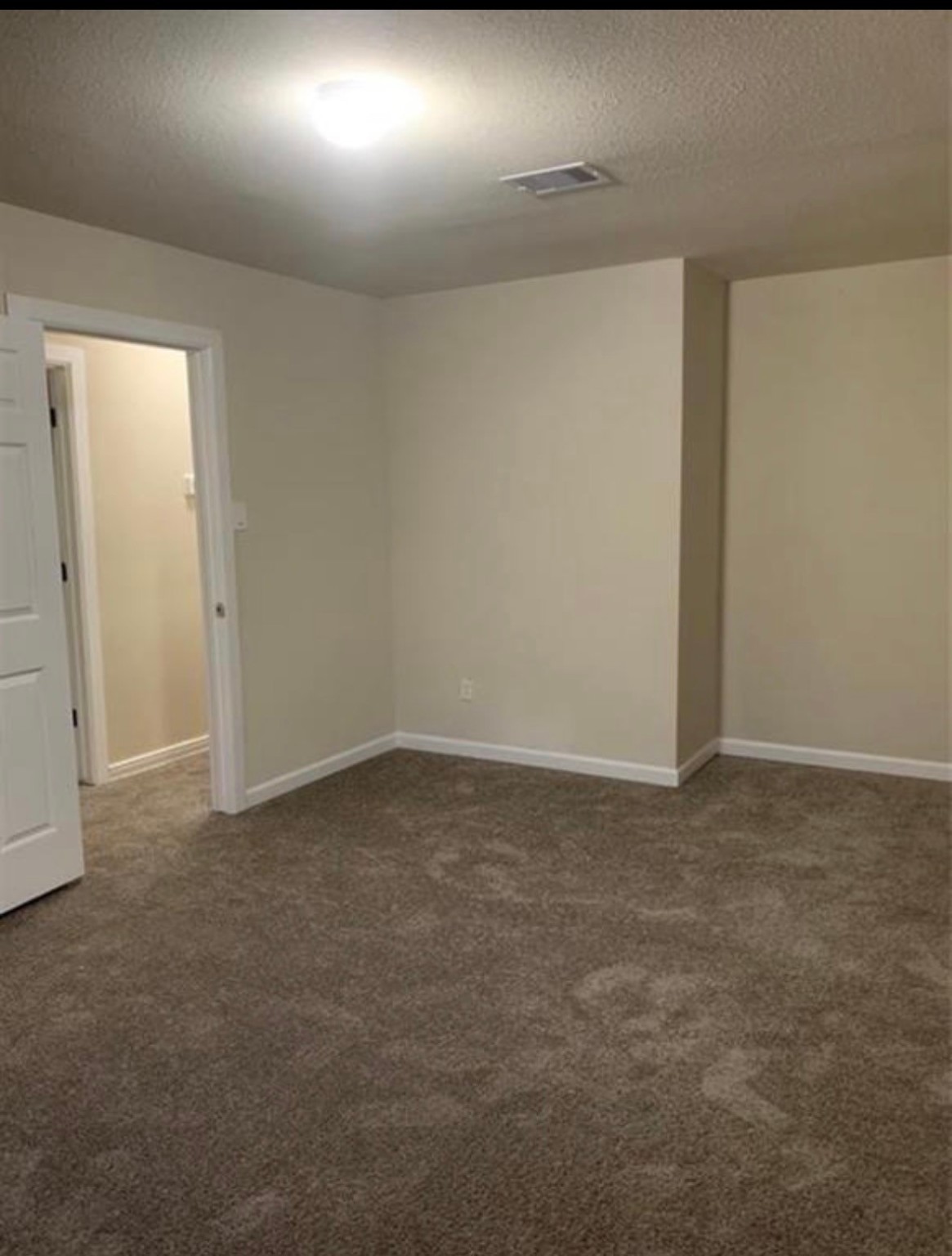 324 Delaware Street, Unit B Houston, TX 77029 - Photo 11 of 15 a view of empty room
