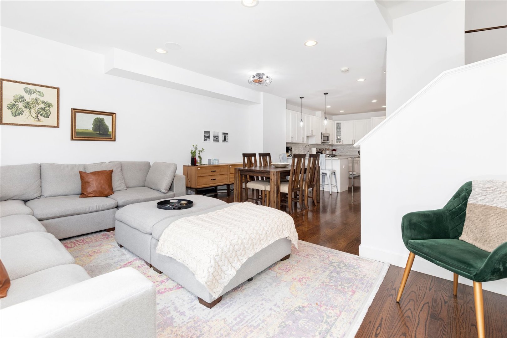 103 Home Avenue Oak Park, IL 60302 - Photo 11 of 33 a living room with furniture and wooden floor