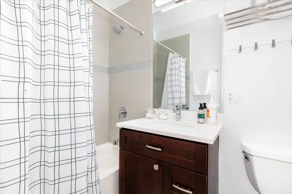 $649,000 | 103 Home Avenue, Oak Park, IL 60302