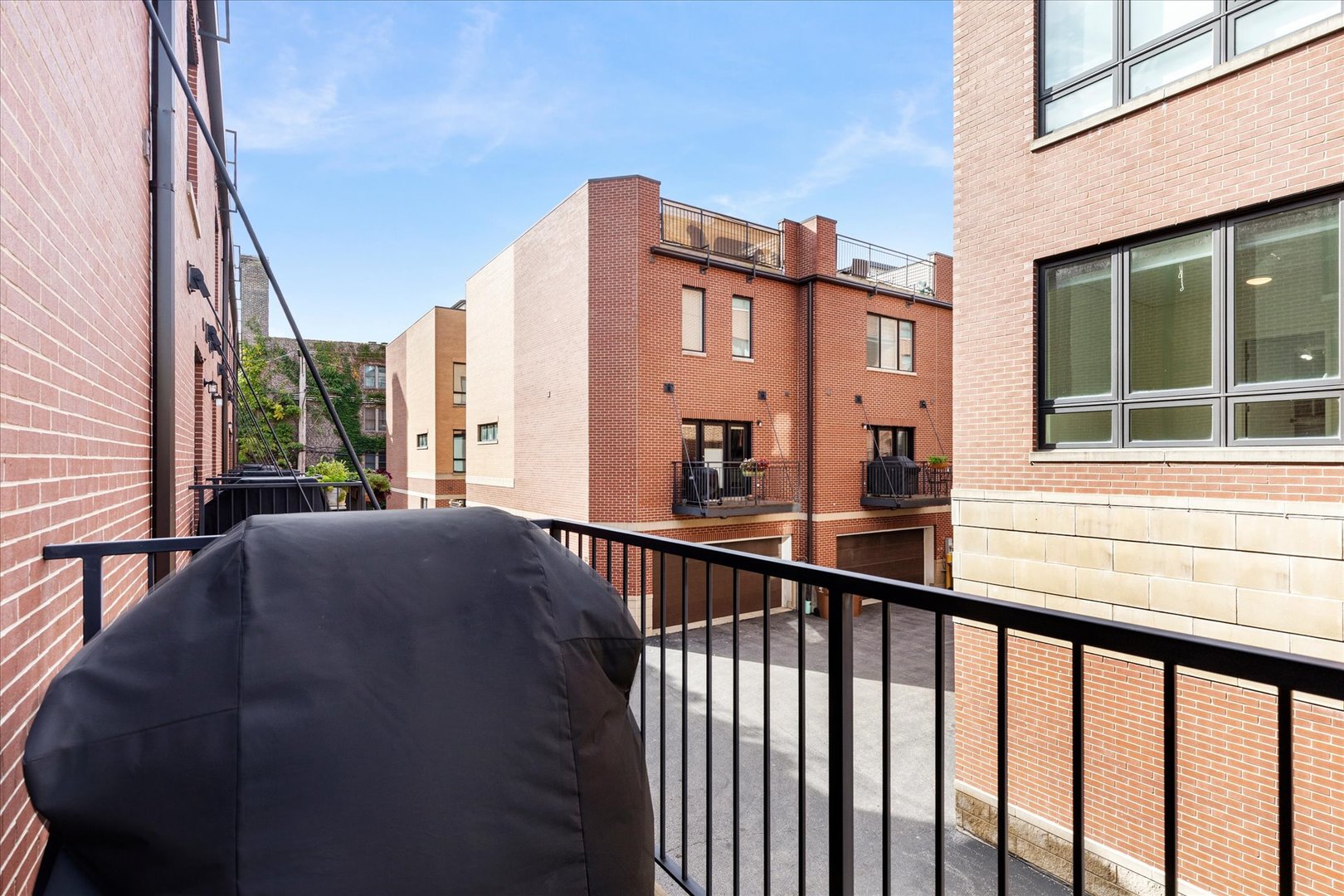 103 Home Avenue Oak Park, IL 60302 - Photo 32 of 33 a view of balcony with furniture