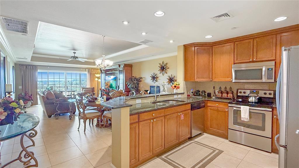 1370 Centre Ct Ridge Drive, Unit 303 Reunion, FL 34747 - Photo 11 of 54