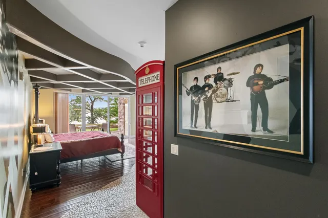 $180,000 | 680 East Hiawatha Drive, Unit 401, Wisconsin Dells, WI 53965