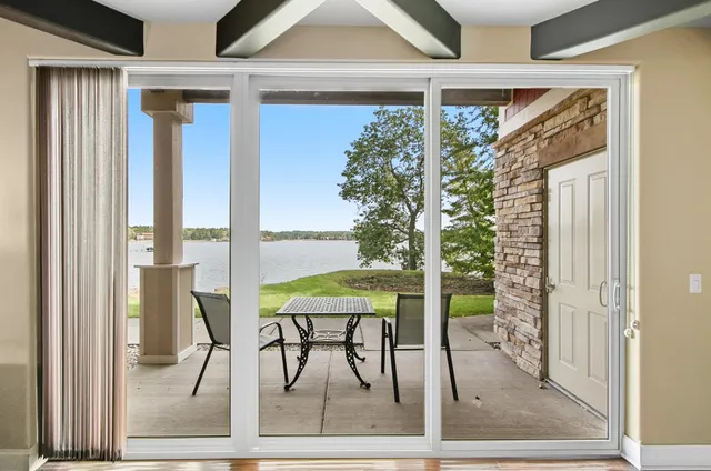 $180,000 | 680 East Hiawatha Drive, Unit 401, Wisconsin Dells, WI 53965