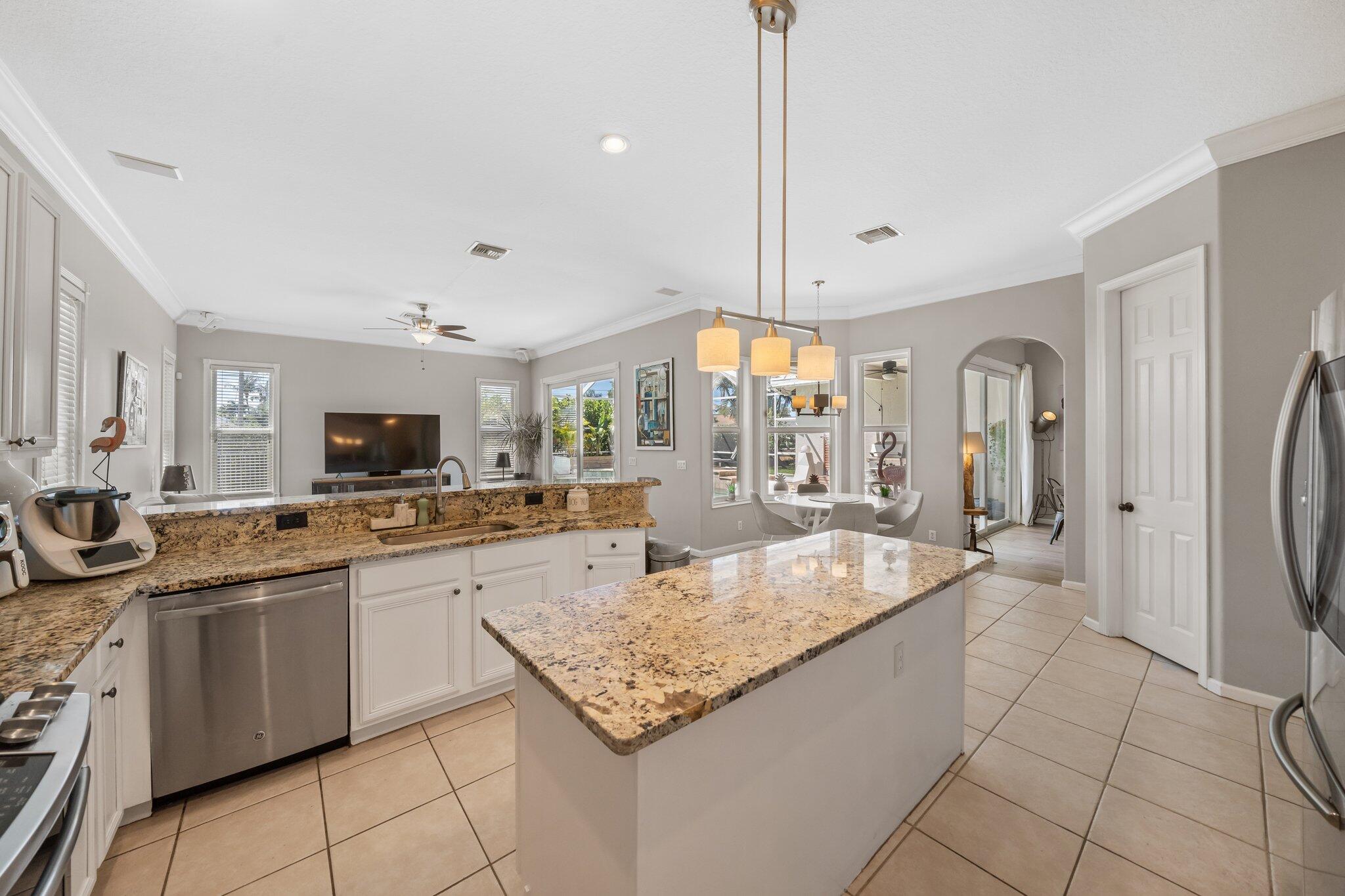 540 Rookery Place Jupiter, FL 33458 - Photo 15 of 58 9EBAA9A9-7249-4230-939B-ABAA26B98CF1