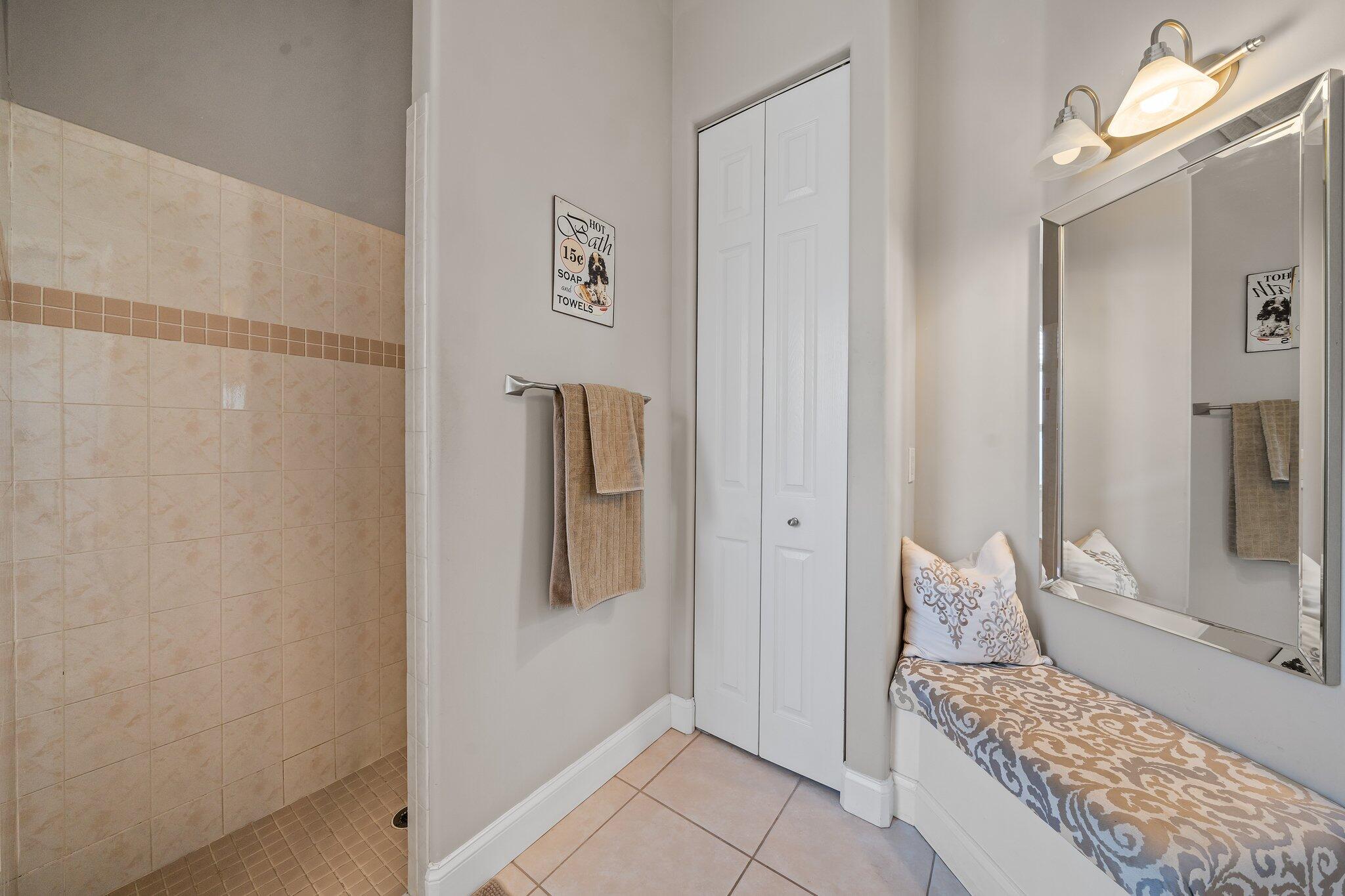 540 Rookery Place Jupiter, FL 33458 - Photo 27 of 58 E2847158-13C8-40F3-96A5-6D73EF04A593