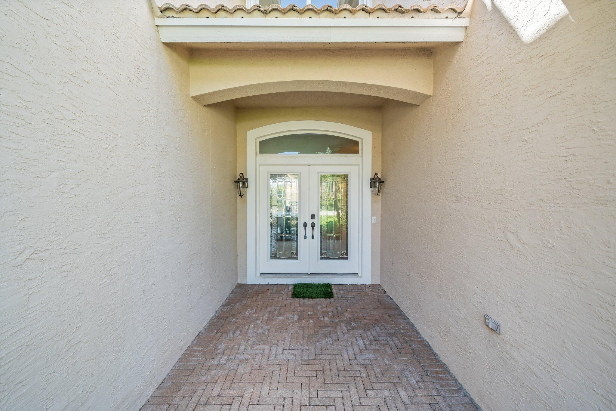 540 Rookery Place Jupiter, FL 33458 - Photo 4 of 58 2508BE4B-65E7-40B4-822A-5A523F91F2C3