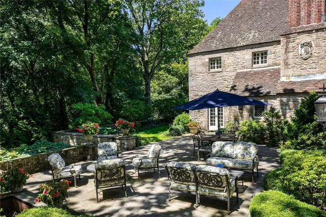 $3,195,000 | 15 Archer Road, Harrison, NY 10528