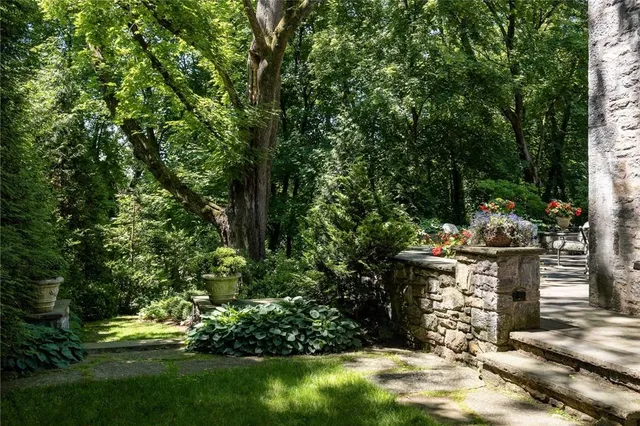 $3,195,000 | 15 Archer Road, Harrison, NY 10528