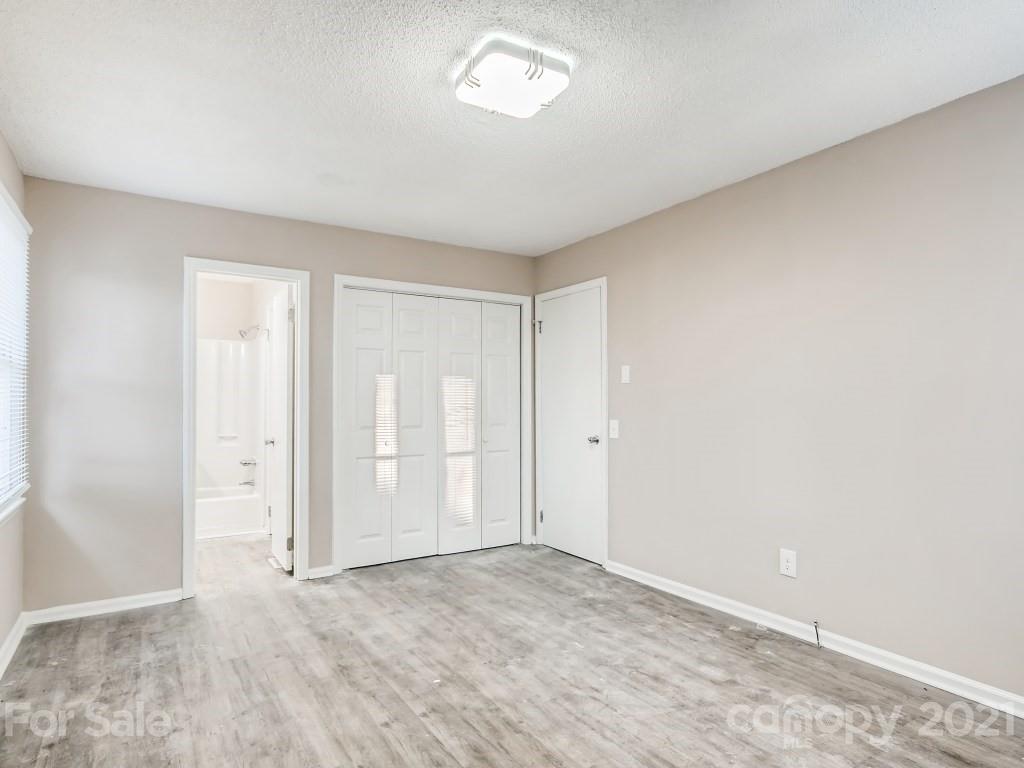 4017 David Cox Road Charlotte, NC 28269 - Photo 6 of 9 Gallery Image 6