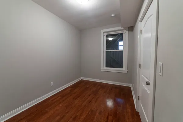 $2,000 | 3429 South Union Avenue, Unit 3R, Chicago, IL 60616